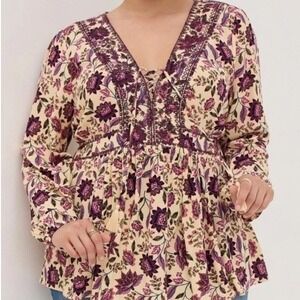 NEW Torrid 5X Floral Print Long Sleeve Lace Up Blouse Top Plus Size